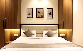 The Vantage Inn, Near Us Consulate Gachibowli Hyderabad